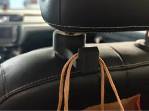 车载挂钩