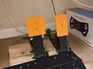 MOZA SR-p pedal plates