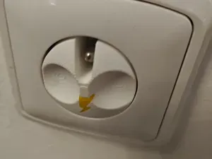 AC/DC Socket Plug — EU Child-Safety Blanker