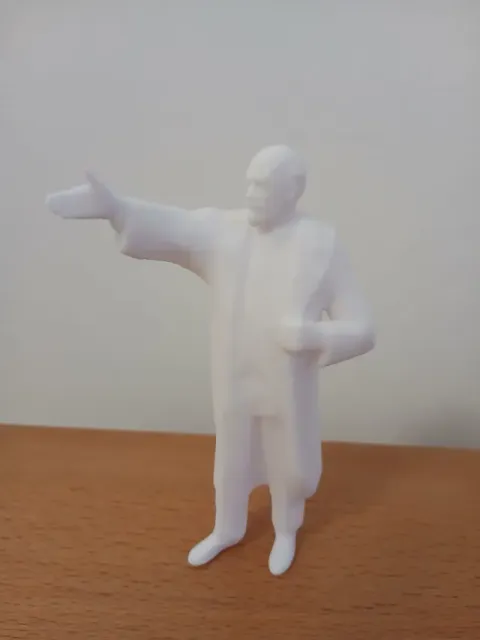 Vladimir Il'ich Lenin — Image 2 of 5
