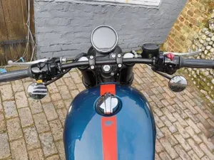 Royal Enfield Bear 650 Central Speedometer Mount