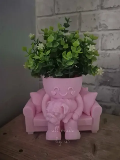 Happy Pot with Bench & English Bulldog — Фото 2 из 6
