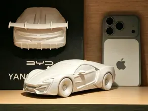 莱肯 Lykan Hypersport（《速度与激情 7》三连穿大楼的超级跑车）