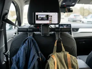 Car Headsrest Tablet/phone holder with hooks