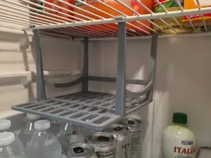 Refrigerator hanging shelf