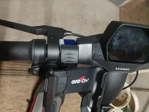 Segway Ninebot ZT3 Pro handlebar cable protector
