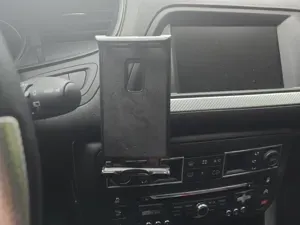 Citroën C5 X7 Phone Mount (2008–2017) – 17 mm