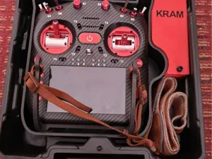 Radiomaster TX16S MK3 mit Bügeln Schale für Koffer