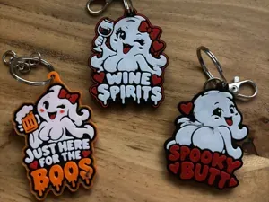 Spooky Ghosts – Halloween Keychain Collection