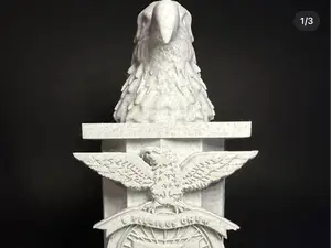 SL BENFICA EAGLE STATUE