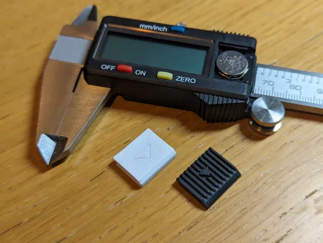 Digital Vernier Caliper Replacement Battery Cover — Фото 3 из 3