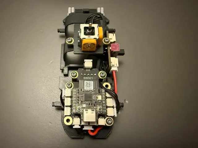 One-Hand RC Supercar Controller – Modular Platform — Фото 13 из 13
