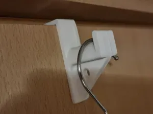 Strong wardrobe door hanger