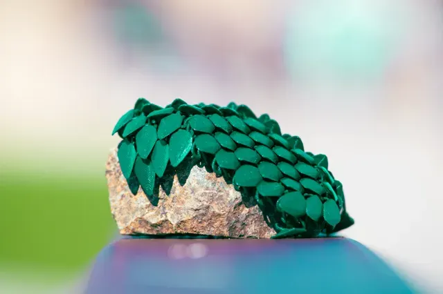 Snake Scale Hexagonal Chainmail - Print in place — Image 5 of 8