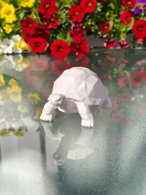 Geometric Low Poly Tortoise Figurine — Фото 6 из 10