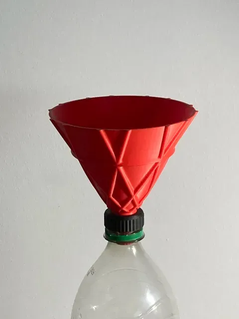 Universal Snap-Fit Funnel System — Image 3 of 5