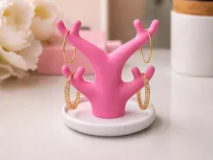 Medium Coral Jewelry Holder
