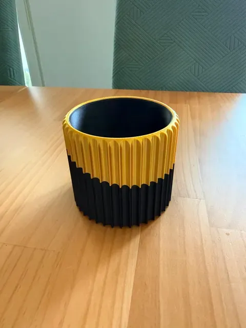 Decorative Ribbed Planter — Фото 6 из 11