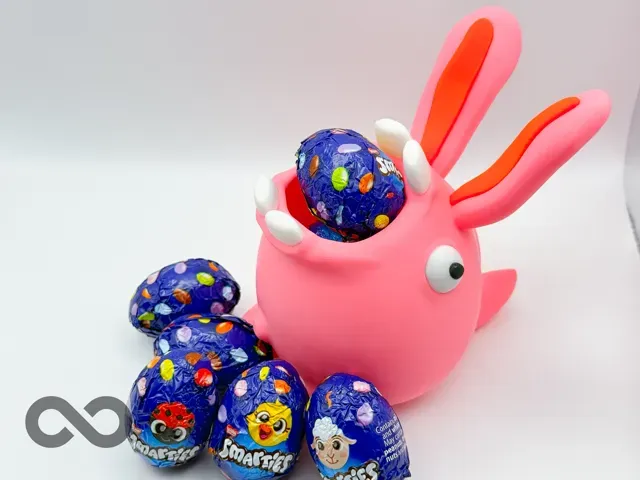 Hungry Rabbit Thing Pot — Image 5 of 5