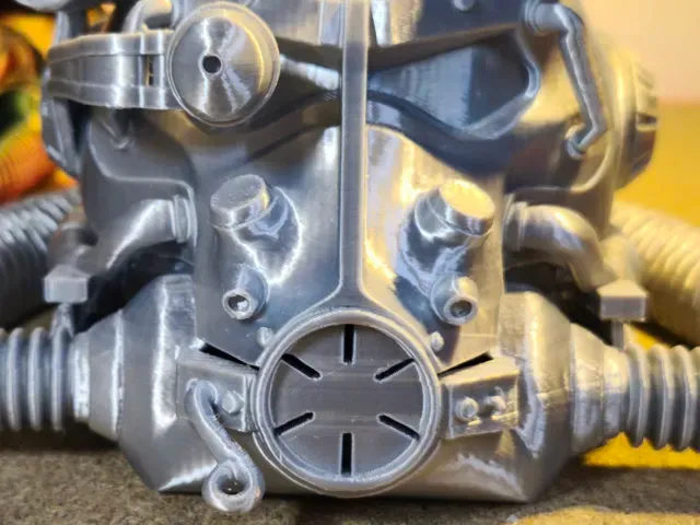 Fallout: Helmet t-60 scale — Image 8 of 16