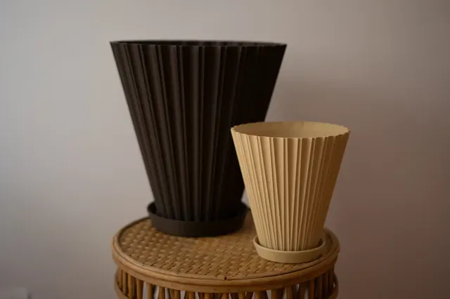 Scandi-Style Fluted Flower Pot with Drainage Tray — Фото 16 из 17