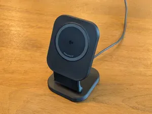 Anker Zolo Magnetic Charger Stand - Qi 2, Magsafe