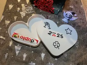 Duplo Chocolate New Year Gift box Heart with Lid 2