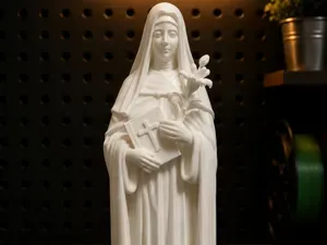 Escultura Santa Catarina de Sena