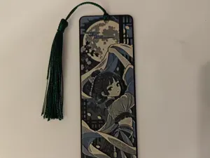 Maomao tanzt im Mondlicht - Hueforge Bookmark