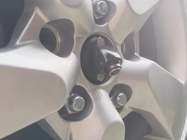 Reversing cam mount - Daihatsu Terios/Toyota Rush
