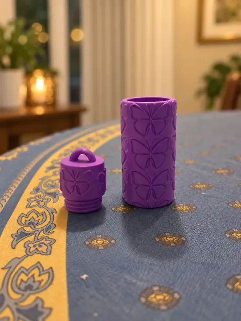 Butterfly Chapstick Holder I Keychain — Фото 6 из 7