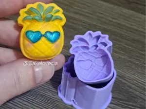 Ejetor de Brigadeiro Abacaxi com Óculos de Coração