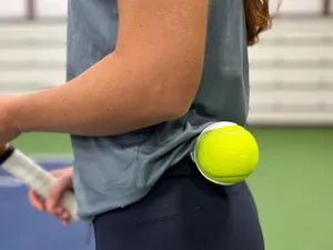 Tennis-Ball-Halter
