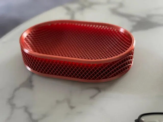 Geometric Tray “Illusion Grid” — Image 5 of 9