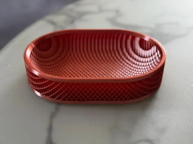 Geometric Tray “Illusion Grid” — Image 4 of 9