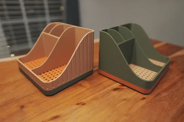 Compact Bathroom Organizer Caddy [Charge & Drain] — Фото 3 из 9
