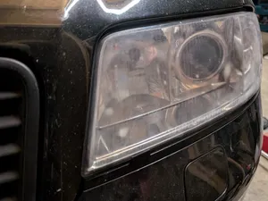 Audi A6 C5 4B Scheinwerfer Clip