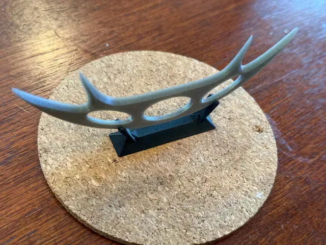Letter Opener: Klingon Bat'leth with display stand — Фото 4 из 5