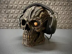 Ironbound Skull - Headphone Stand