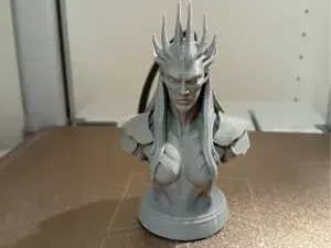 Busto Reina Kaiju – criatura mítica