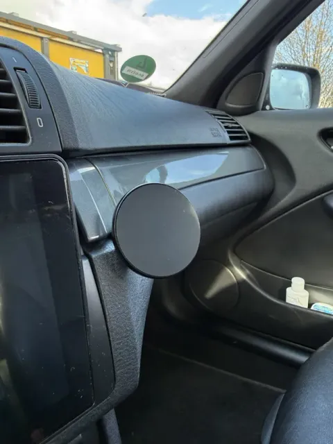 E46 Phone Mount 17mm Ball — Image 4 of 5