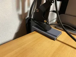 Desk rounded edge adapter