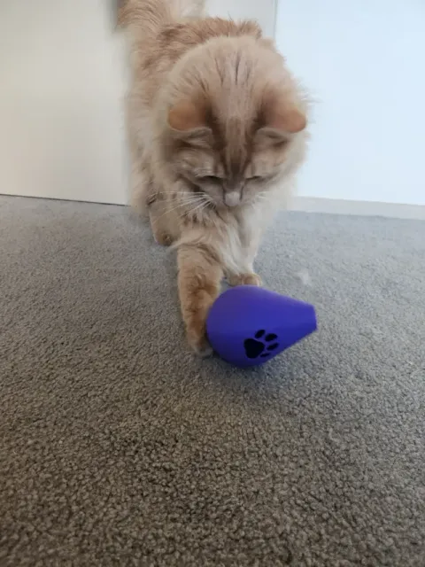 Cat Treat Dispenser (Tumbler) — Фото 5 из 8
