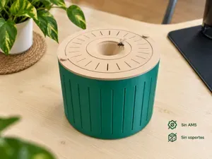 Trampa para moscas con depósito de líquido