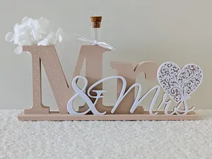 Mr & Mrs Stand with Dry Flower & Test Tube Holders