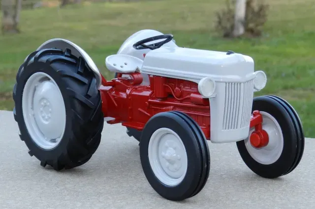 Ford N-series Tractor
