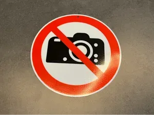 Verbotsschild Keine Fotos rund