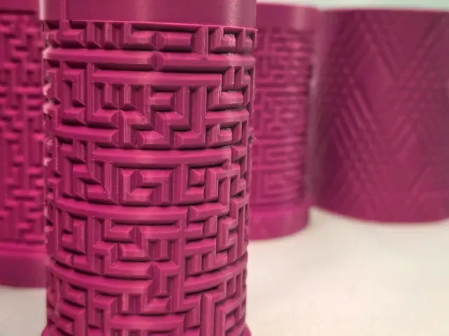 Maze Gift Tubes – 10-Stage Labyrinth Gift Box — Image 3 of 6