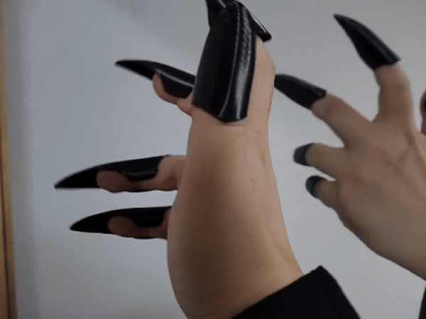 Simple, Handy Claws for Cosplay