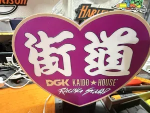 DGK Kaido House racing squad led lightbox